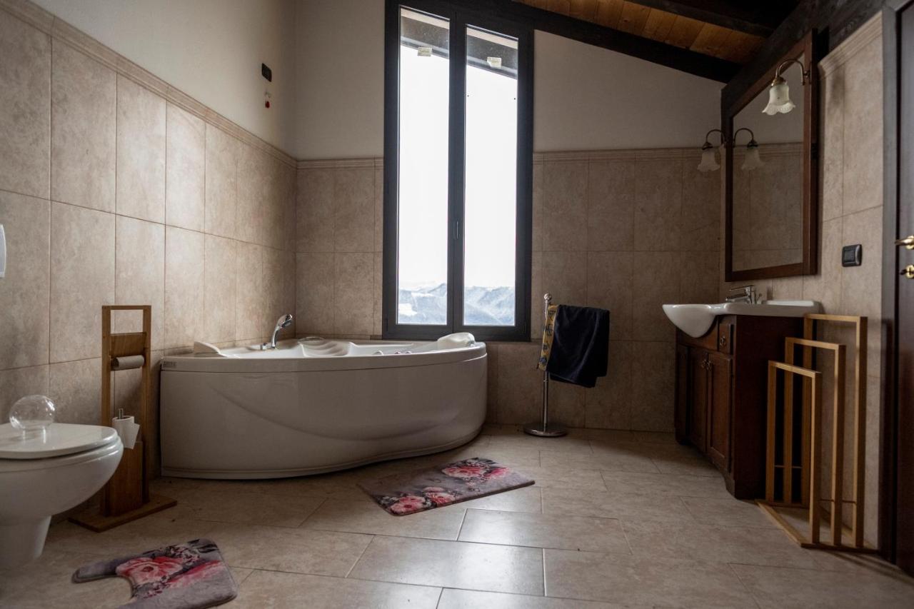 Villa Cavalieri In Vedriano Roncovetro Buitenkant foto