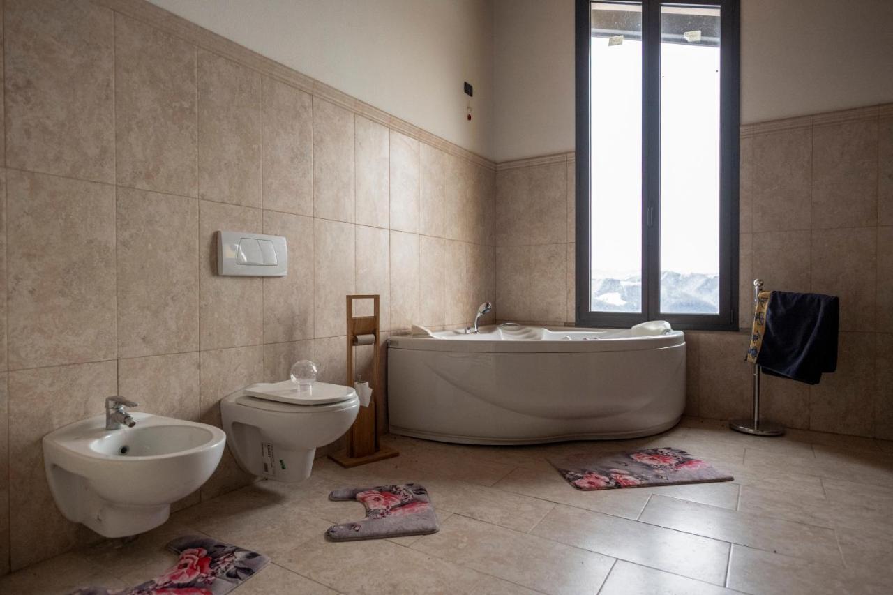 Villa Cavalieri In Vedriano Roncovetro Buitenkant foto